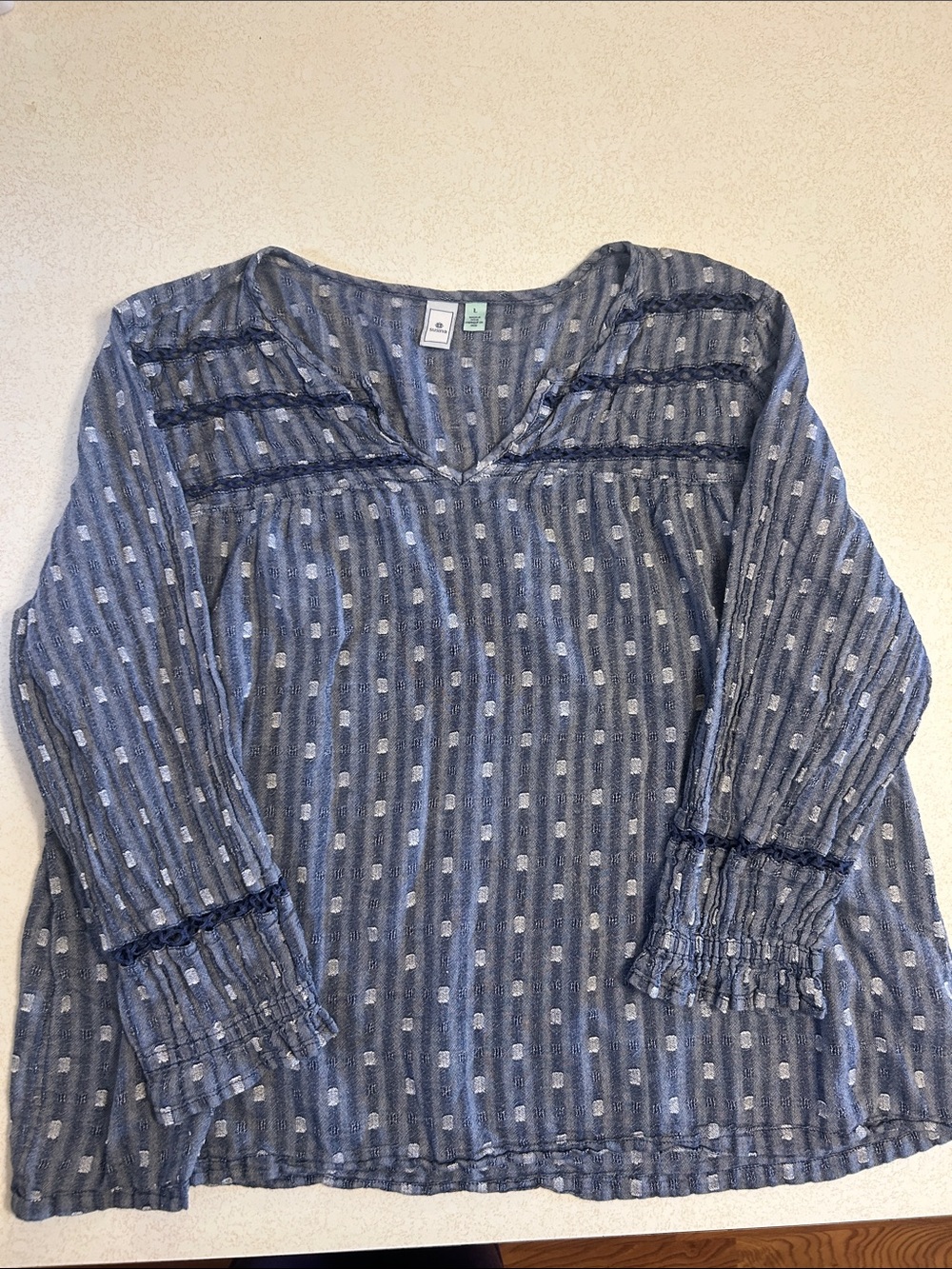 Women’s Blue Patterned V-Neck Tunic Top